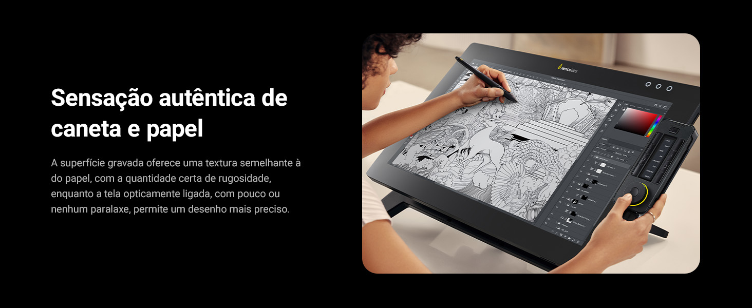 Xencelabs Pen Display 24 utilizado para desenho e design digital profissional